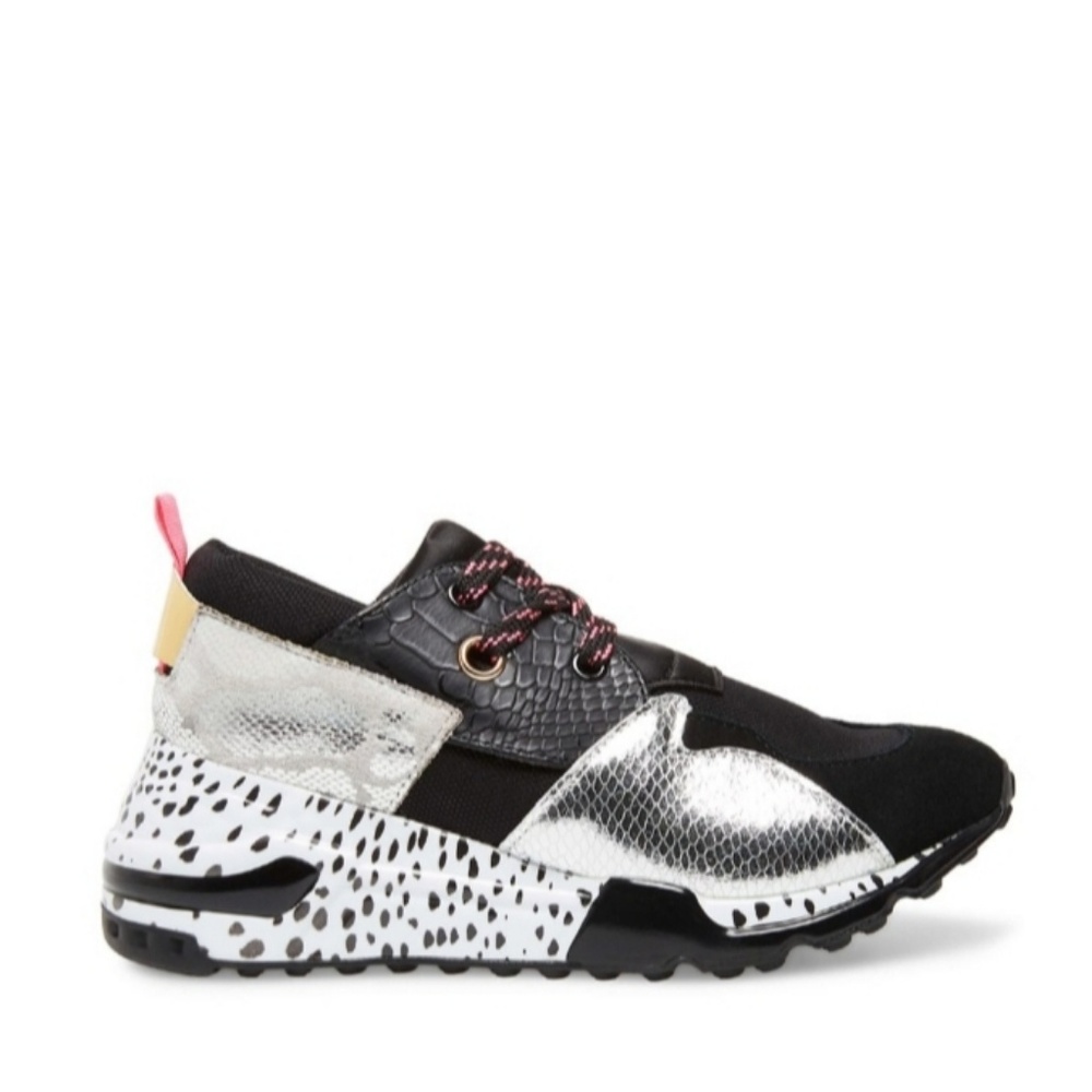 Cliff "Silver" Steve Madden Sneaker